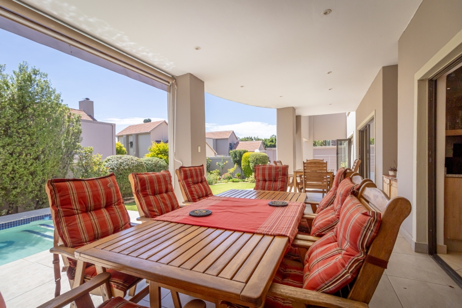 4 Bedroom Property for Sale in Blackheath Gauteng
