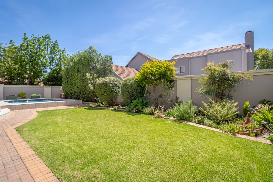 4 Bedroom Property for Sale in Blackheath Gauteng