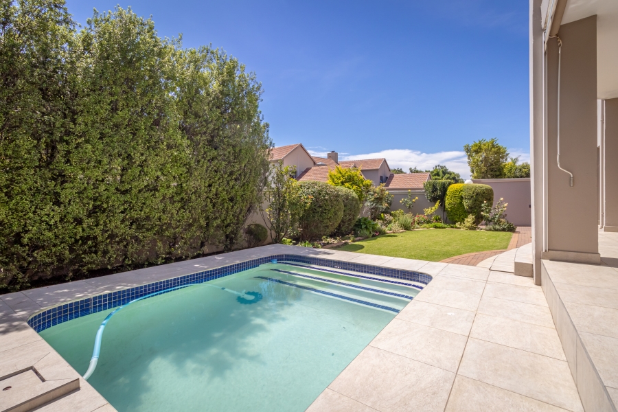 4 Bedroom Property for Sale in Blackheath Gauteng
