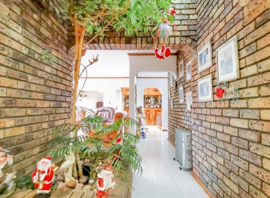 4 Bedroom Property for Sale in Bartlett Gauteng