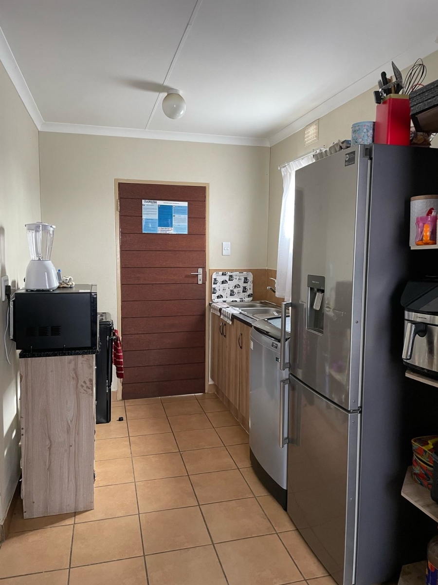 2 Bedroom Property for Sale in Palm Ridge Gauteng