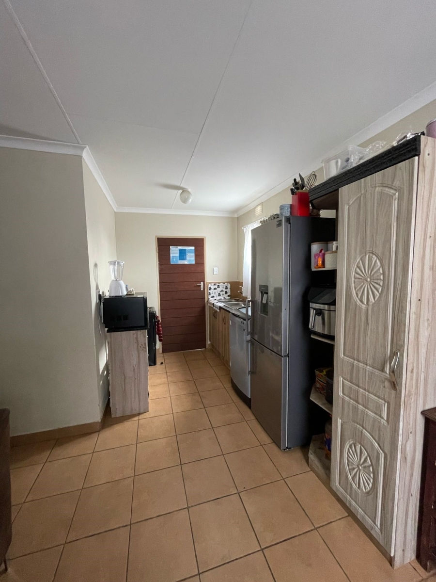 2 Bedroom Property for Sale in Palm Ridge Gauteng