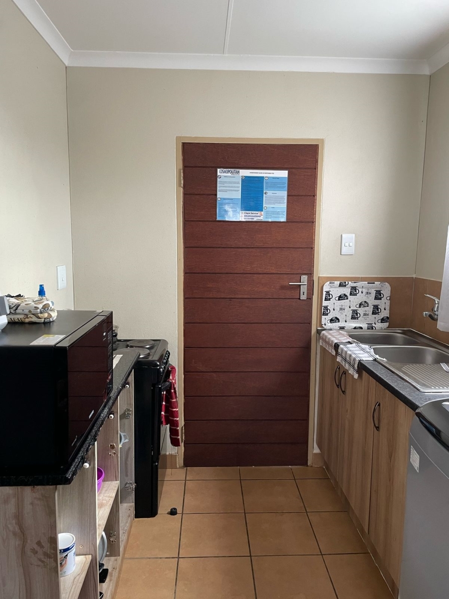2 Bedroom Property for Sale in Palm Ridge Gauteng