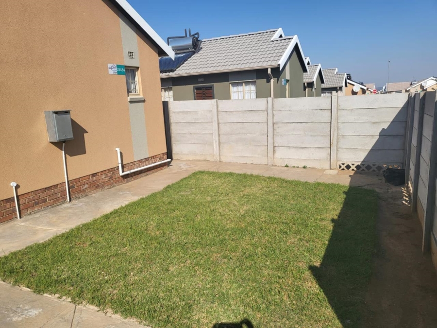 2 Bedroom Property for Sale in Palm Ridge Gauteng