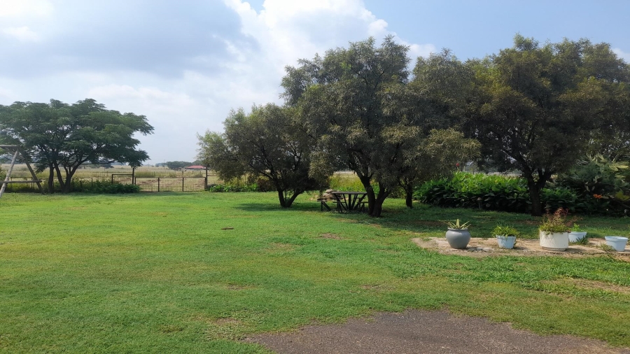 3 Bedroom Property for Sale in Theoville Gauteng