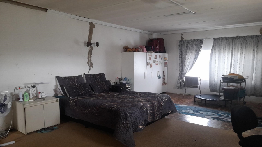 3 Bedroom Property for Sale in Theoville Gauteng