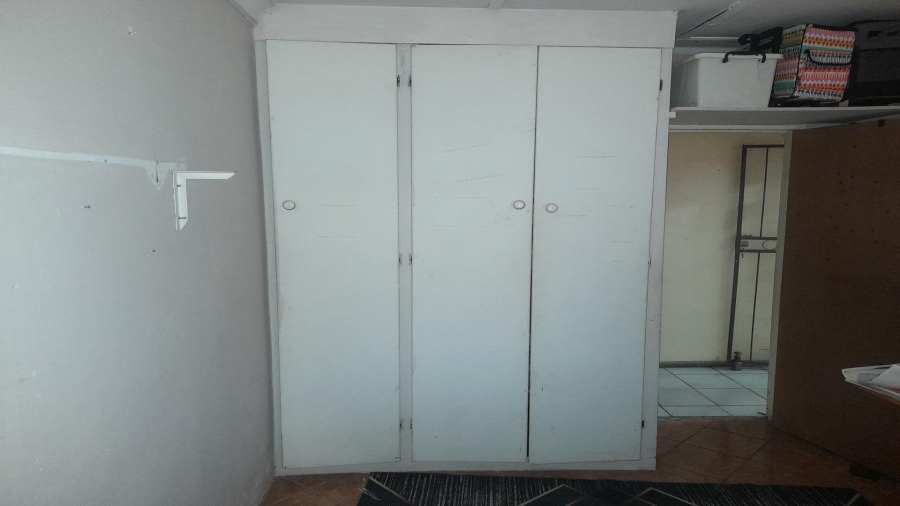 3 Bedroom Property for Sale in Theoville Gauteng