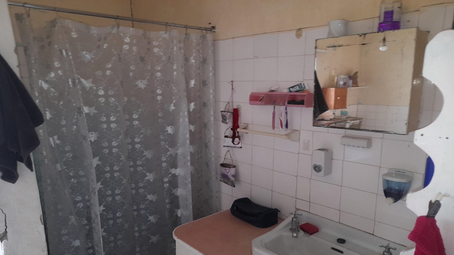 3 Bedroom Property for Sale in Theoville Gauteng