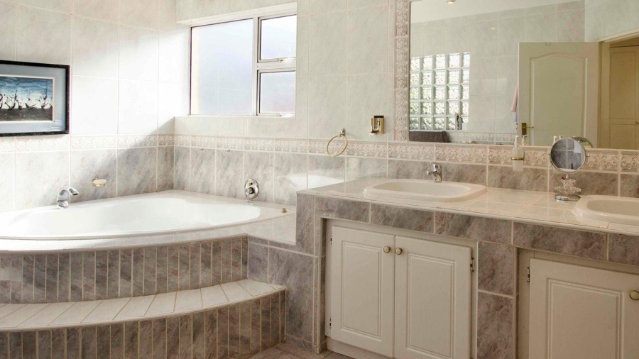 4 Bedroom Property for Sale in Centurion Golf Estate Gauteng