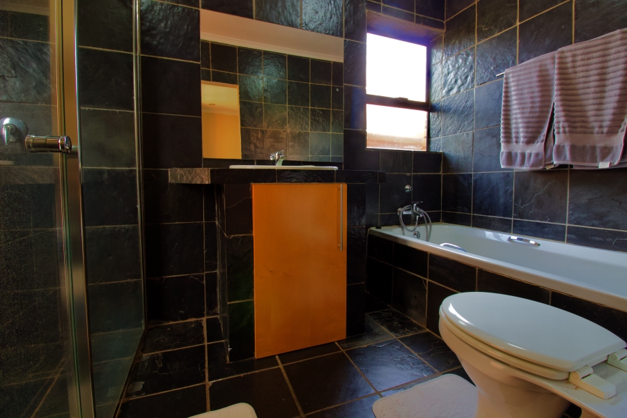 3 Bedroom Property for Sale in Clubview Gauteng