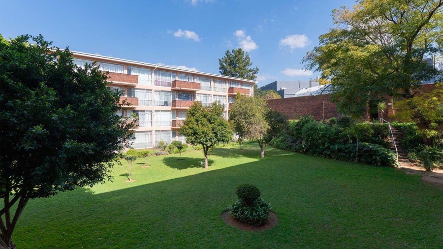 2 Bedroom Property for Sale in Kew Gauteng