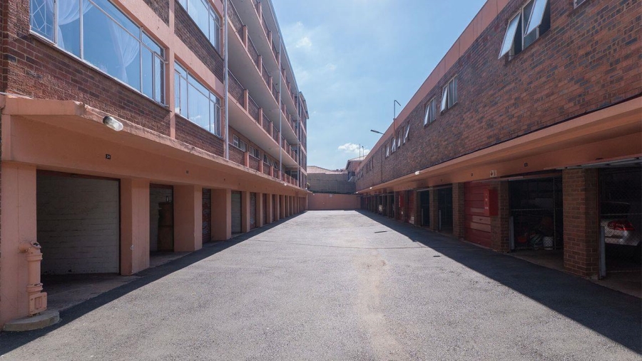 2 Bedroom Property for Sale in Kew Gauteng