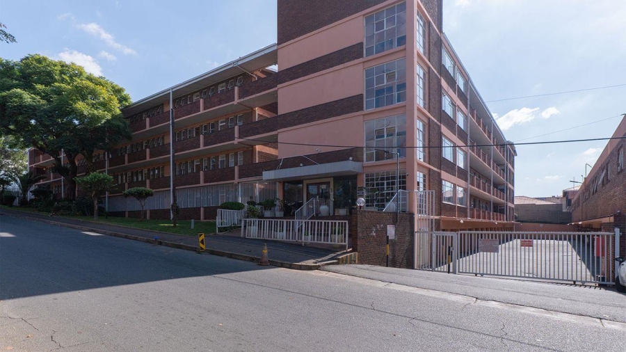 2 Bedroom Property for Sale in Kew Gauteng