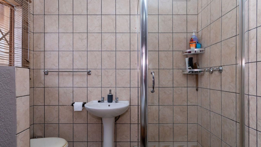 3 Bedroom Property for Sale in Birchleigh North Gauteng