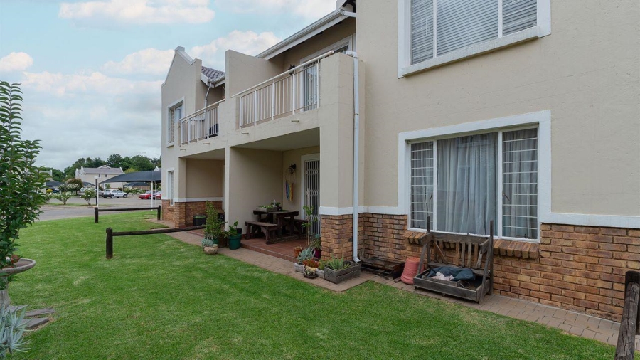 2 Bedroom Property for Sale in Norton Home Estate AH Gauteng