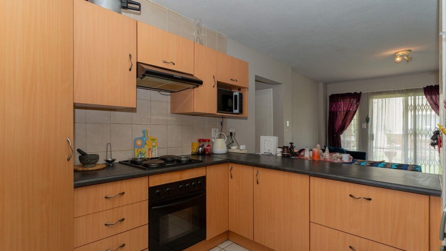 2 Bedroom Property for Sale in Norton Home Estate AH Gauteng