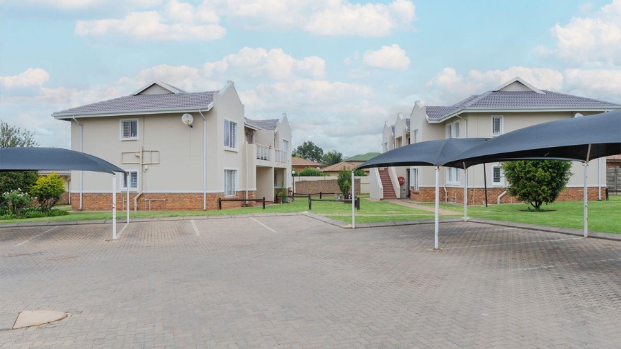 2 Bedroom Property for Sale in Norton Home Estate AH Gauteng