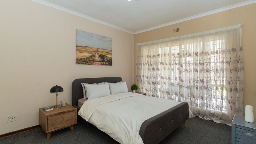 3 Bedroom Property for Sale in Edleen Gauteng