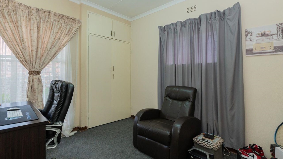 3 Bedroom Property for Sale in Edleen Gauteng