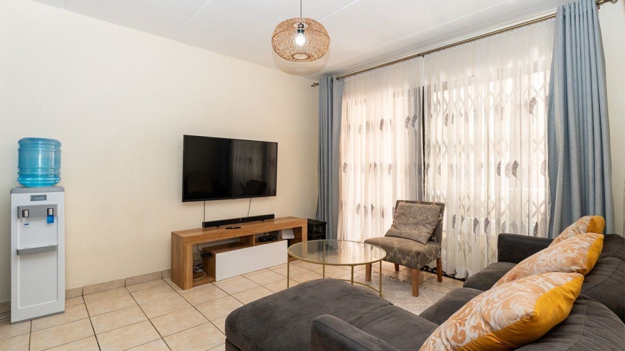 2 Bedroom Property for Sale in Birch Acres Gauteng