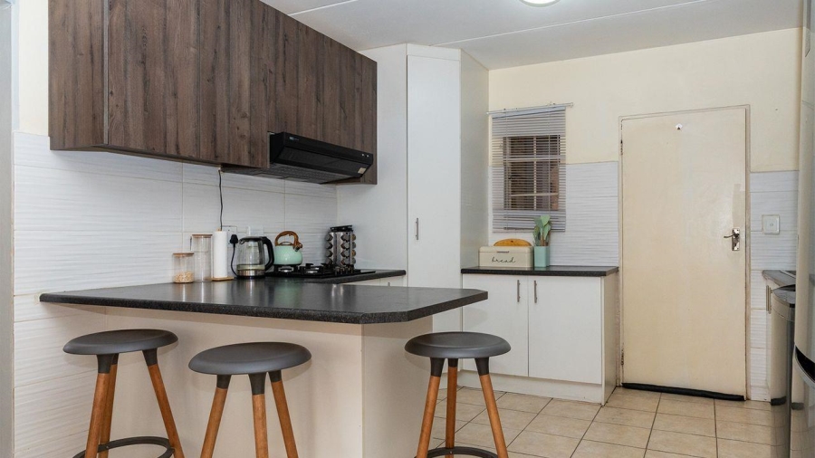 2 Bedroom Property for Sale in Birch Acres Gauteng