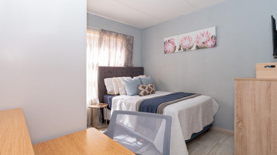 2 Bedroom Property for Sale in Birch Acres Gauteng