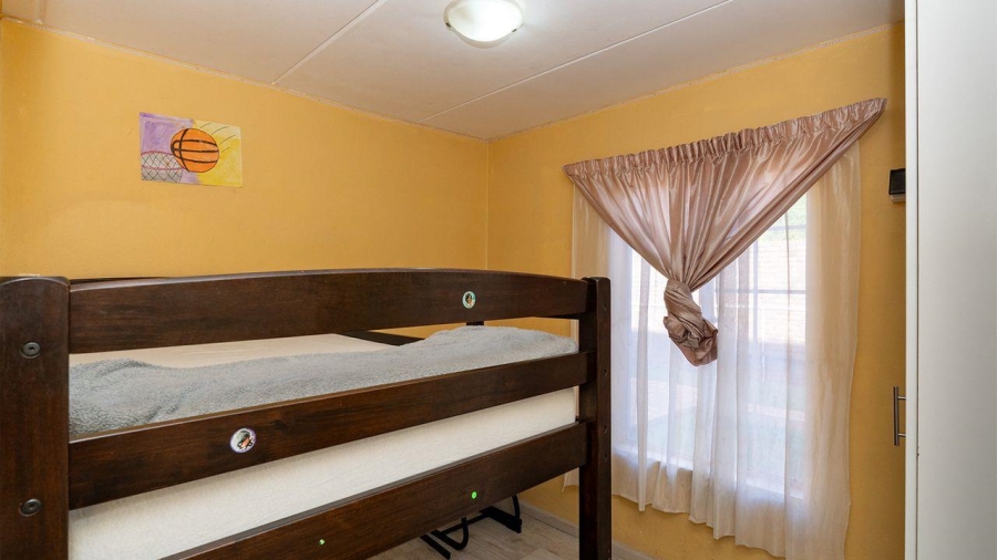 2 Bedroom Property for Sale in Birch Acres Gauteng