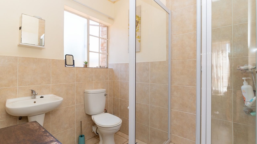 2 Bedroom Property for Sale in Birch Acres Gauteng