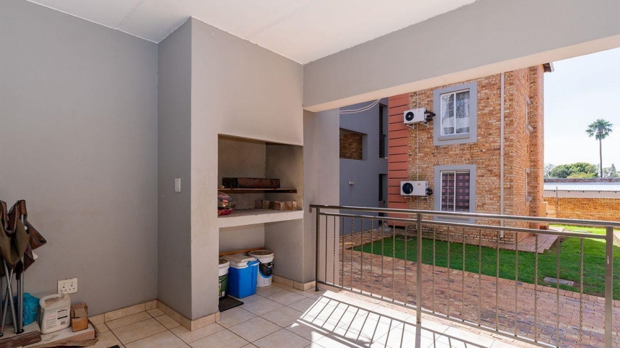 2 Bedroom Property for Sale in Birch Acres Gauteng