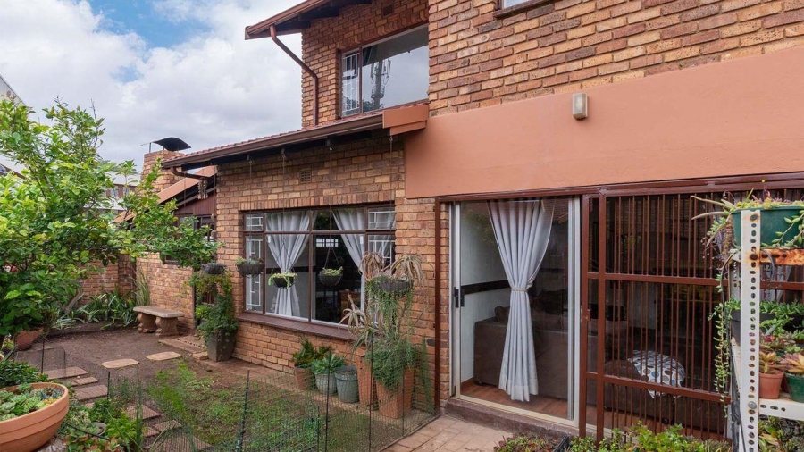 4 Bedroom Property for Sale in Birchleigh Gauteng
