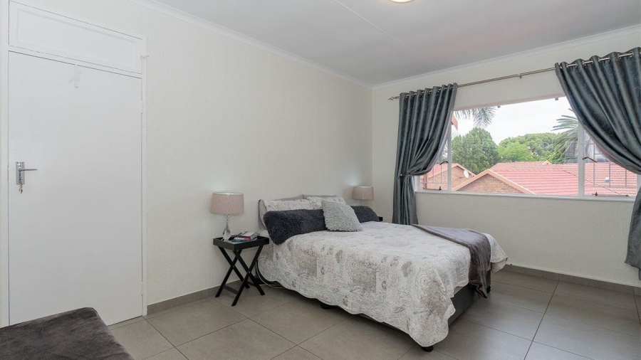 4 Bedroom Property for Sale in Birchleigh Gauteng