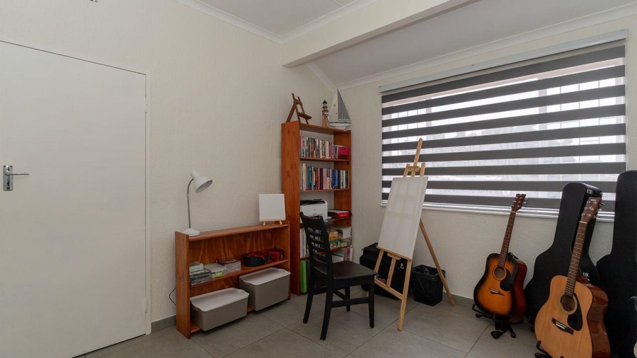 4 Bedroom Property for Sale in Birchleigh Gauteng
