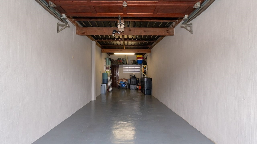 4 Bedroom Property for Sale in Birchleigh Gauteng