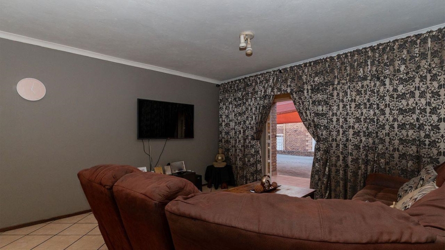 3 Bedroom Property for Sale in Terenure Gauteng