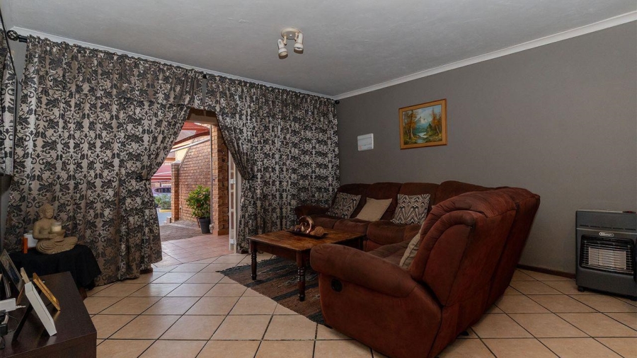 3 Bedroom Property for Sale in Terenure Gauteng