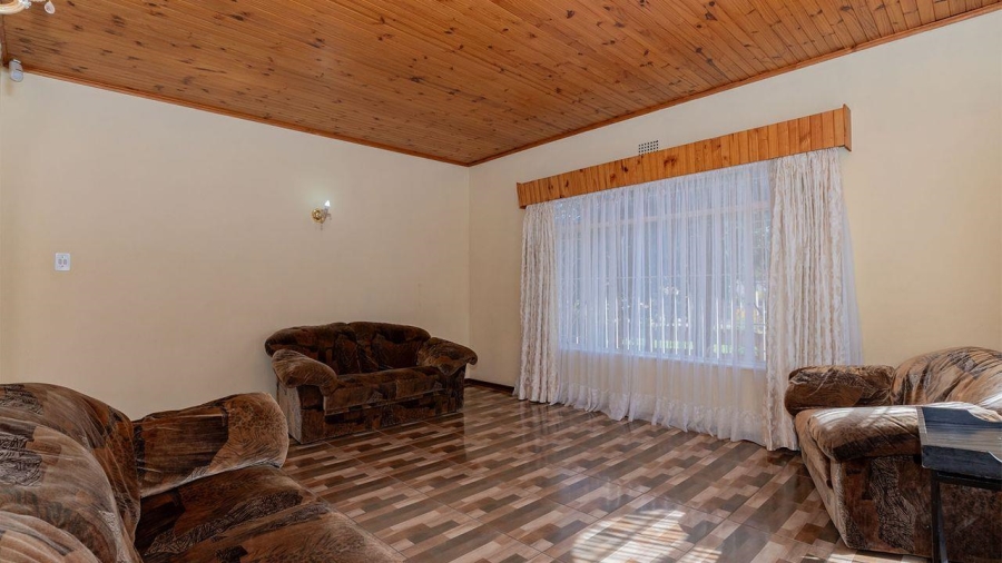 4 Bedroom Property for Sale in Birchleigh North Gauteng