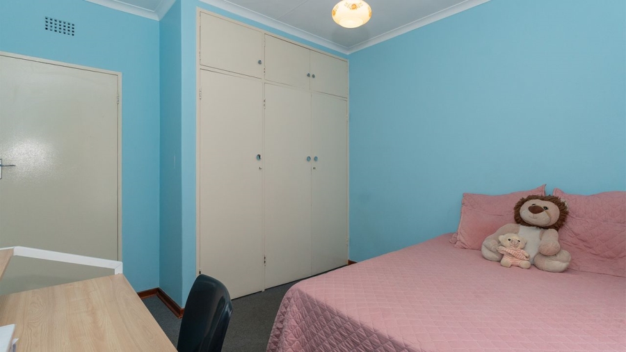 4 Bedroom Property for Sale in Birchleigh North Gauteng