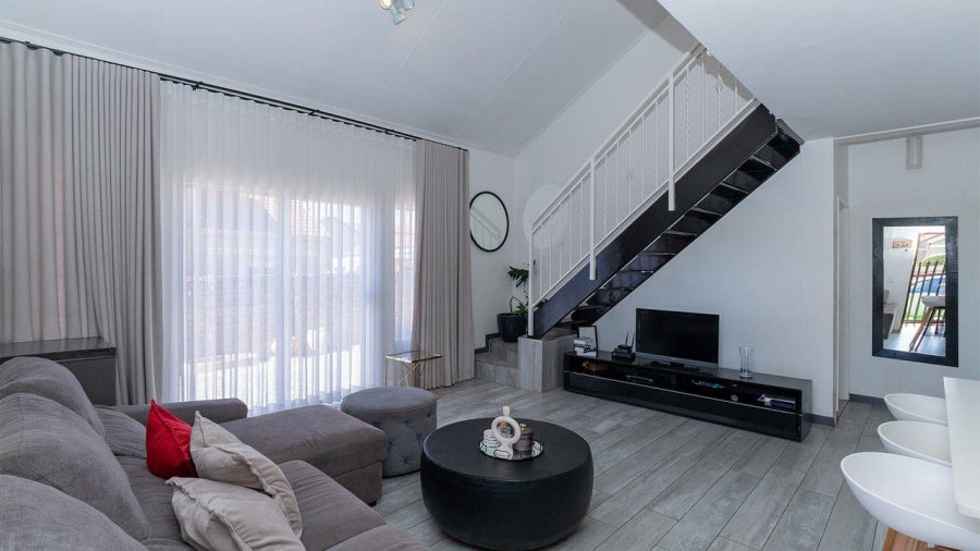 3 Bedroom Property for Sale in Terenure Gauteng