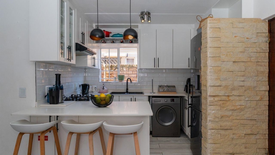 3 Bedroom Property for Sale in Terenure Gauteng