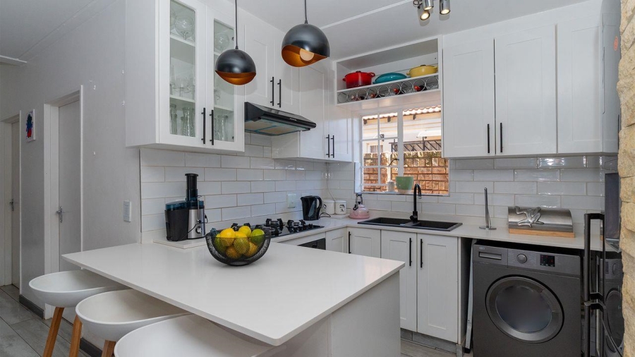 3 Bedroom Property for Sale in Terenure Gauteng