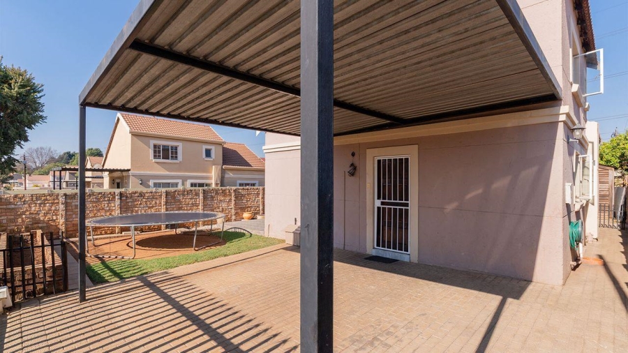 3 Bedroom Property for Sale in Terenure Gauteng