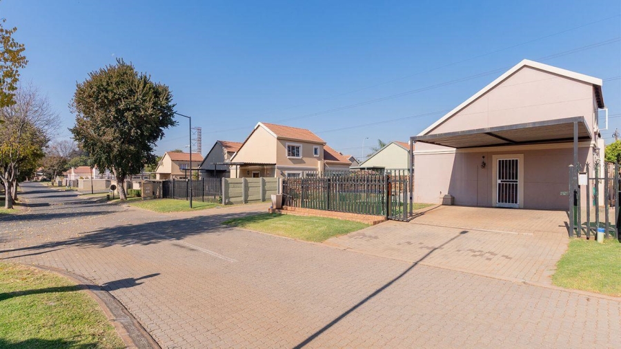 3 Bedroom Property for Sale in Terenure Gauteng