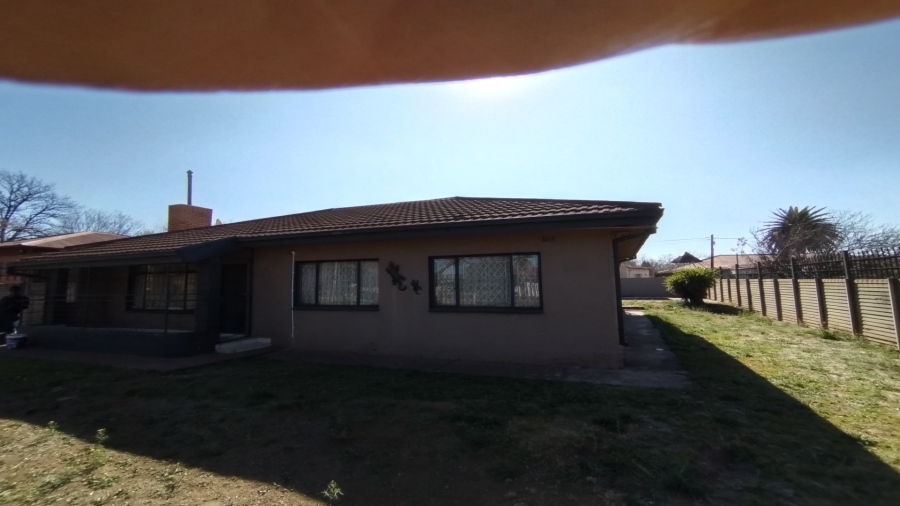4 Bedroom Property for Sale in Vanderbijlpark CW 5 Gauteng