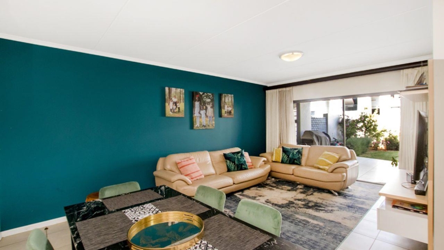 3 Bedroom Property for Sale in Petervale Gauteng