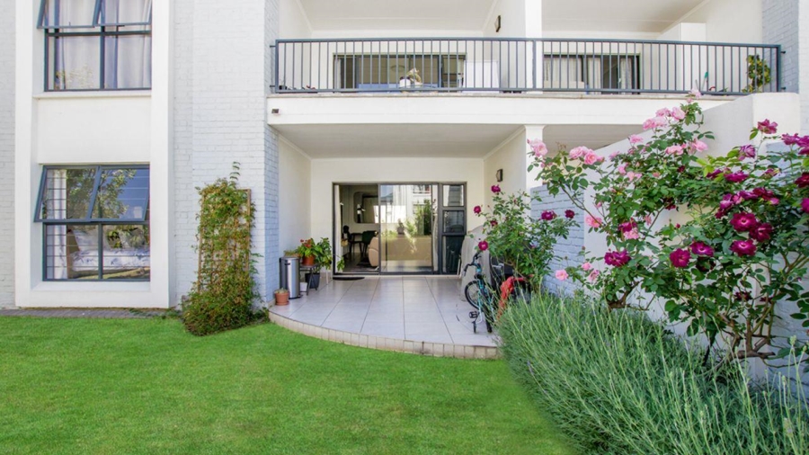 3 Bedroom Property for Sale in Petervale Gauteng