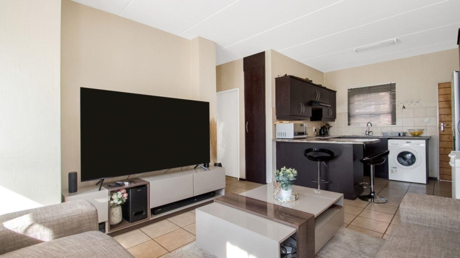 2 Bedroom Property for Sale in North Riding Gauteng