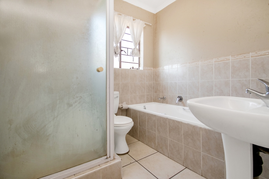2 Bedroom Property for Sale in Northgate Gauteng