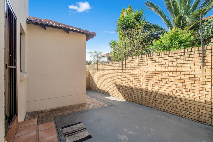2 Bedroom Property for Sale in Northgate Gauteng