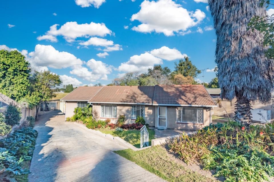 3 Bedroom Property for Sale in Sundowner Gauteng