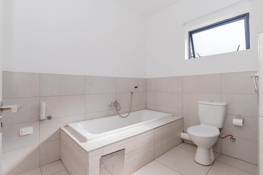2 Bedroom Property for Sale in Brentwood Park AH Gauteng